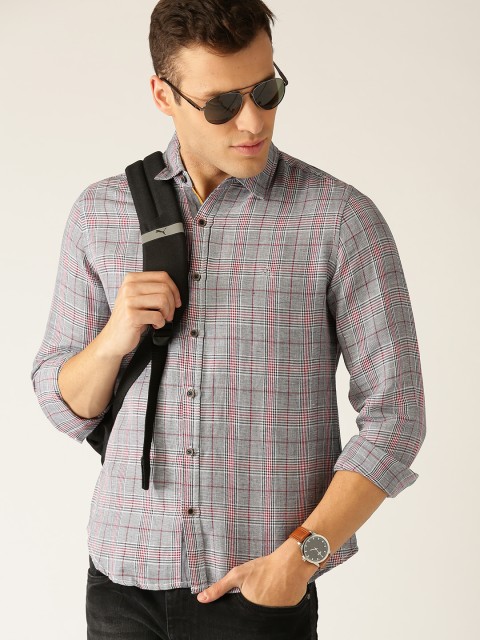 

United Colors of Benetton Men Grey & Red Slim Fit Checked Casual Shirt