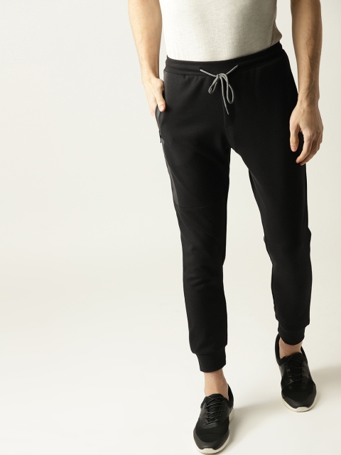 

United Colors of Benetton Men Black Solid Joggers
