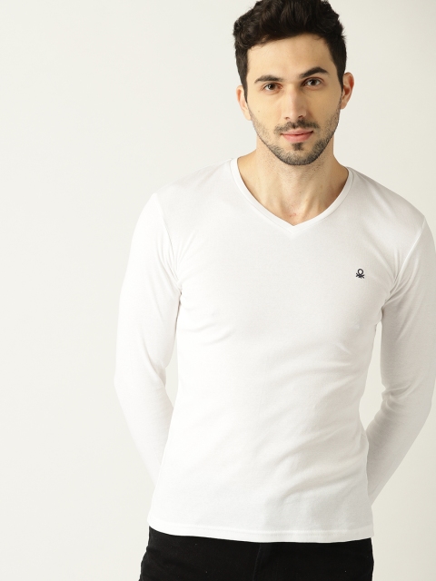 

United Colors of Benetton Men White Solid V-Neck T-shirt