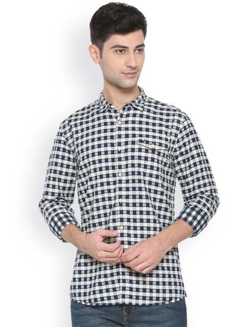 

Solly Jeans Co. Men Blue & White Regular Fit Checked Casual Shirt