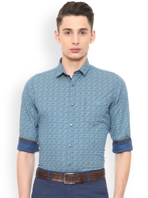 

Van Heusen Sport Men Blue Slim Fit Printed Casual Shirt