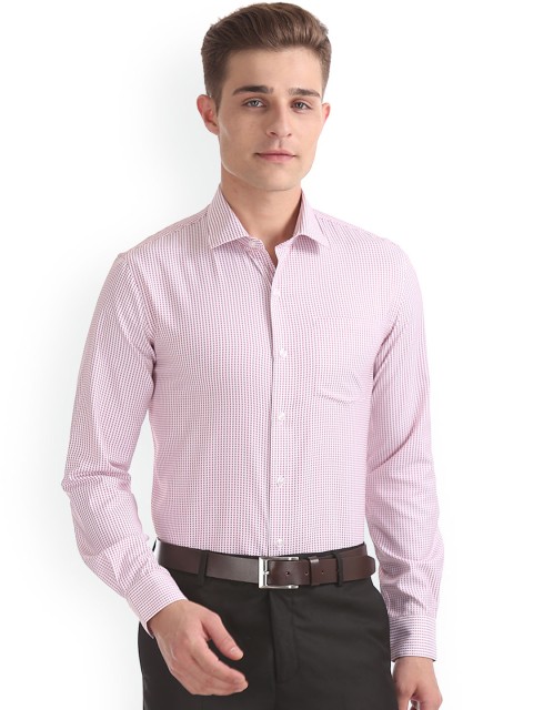 

Arrow Men Off-White & Red Slim Fit Printed Formal Shirt