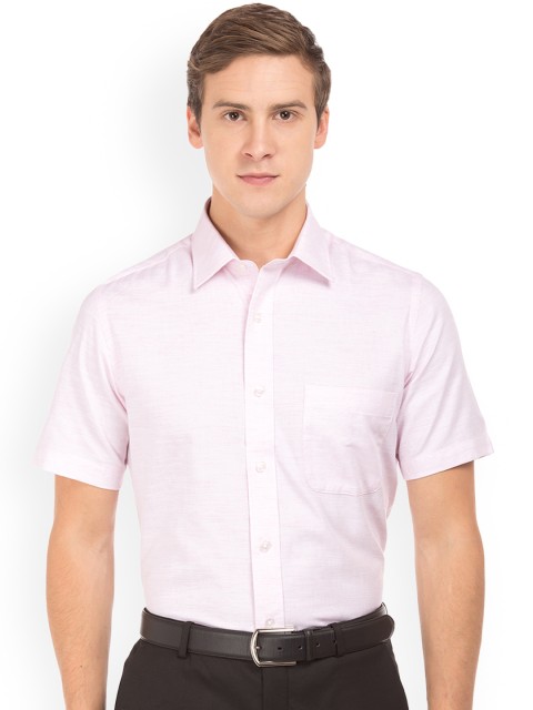 

Arrow Men Pink Regular Fit Solid Formal Shirt