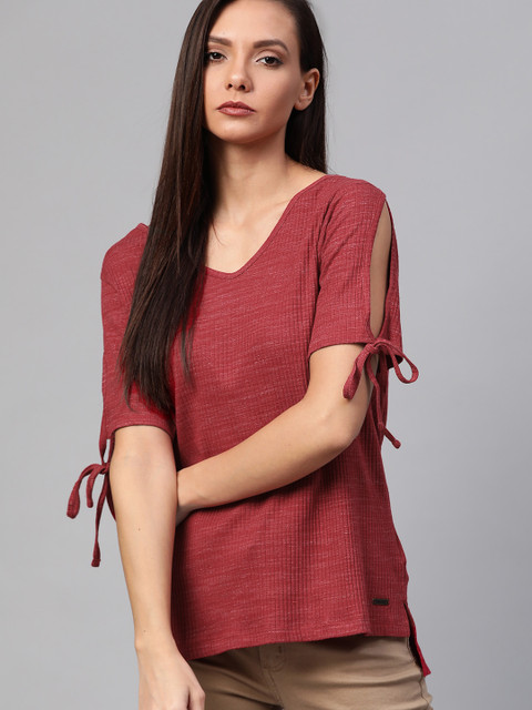 

Roadster Women Maroon Ribbed High-Low Top