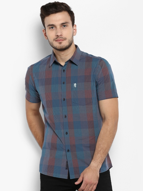 

Red Tape Men Teal & Red Regular Fit Checked Casual Shirt