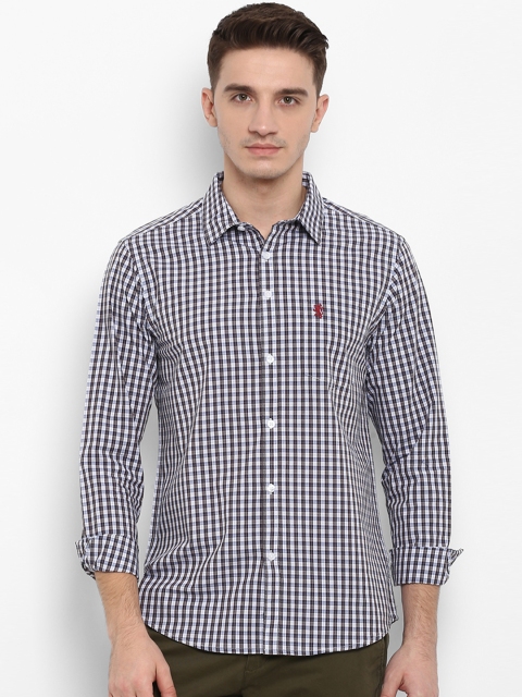

Red Tape Men Brown & Blue Regular Fit Checked Casual Shirt