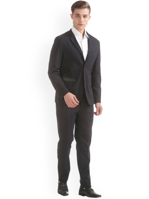 

Arrow Men Black Formal Suit