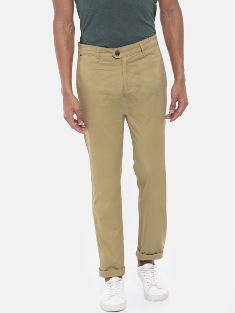 

SPYKAR Men Beige Slim Fit Solid Chinos