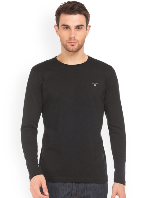 

GANT Men Black Solid Round Neck T-shirt