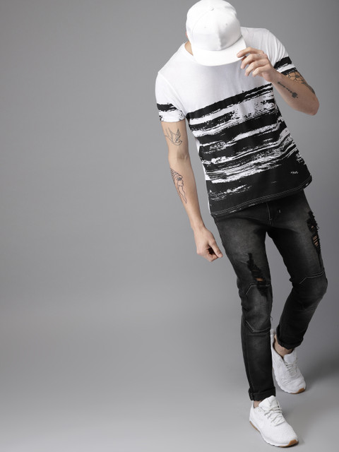 

Moda Rapido Men White & Black Printed T-shirt