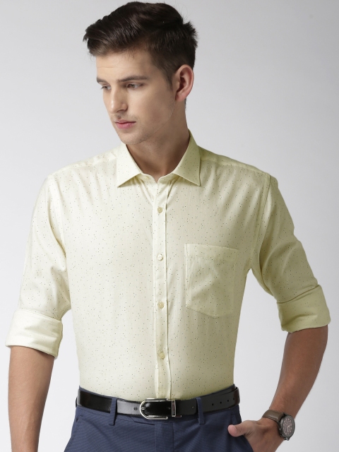 

Park Avenue Men Cream-Coloured Slim Fit Printed Formal Shirt