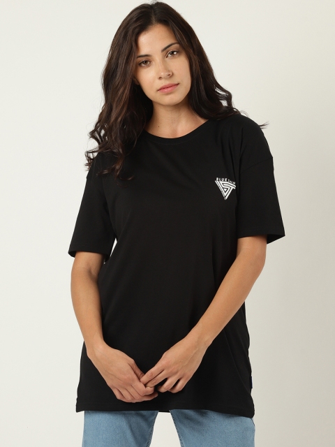 

Blue Saint Women Black Printed Round Neck T-shirt