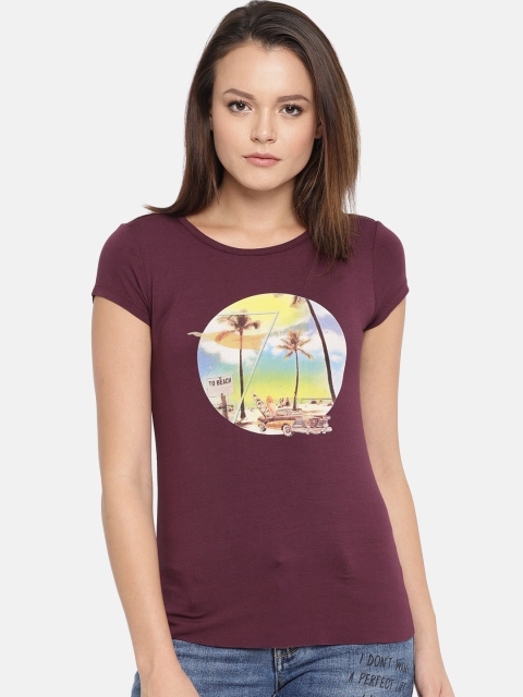 

SPYKAR Women Burgundy Printed Round Neck T-shirt