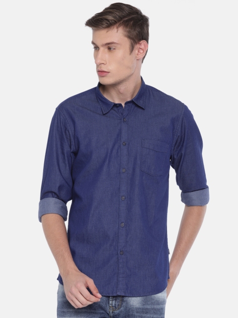 

Pepe Jeans Men Blue Regular Fit Solid Chambray Casual Shirt