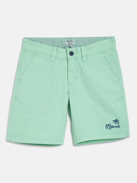 

Pepe Jeans Boys Sea Green Solid Cotton Mid-Rise Regular Shorts
