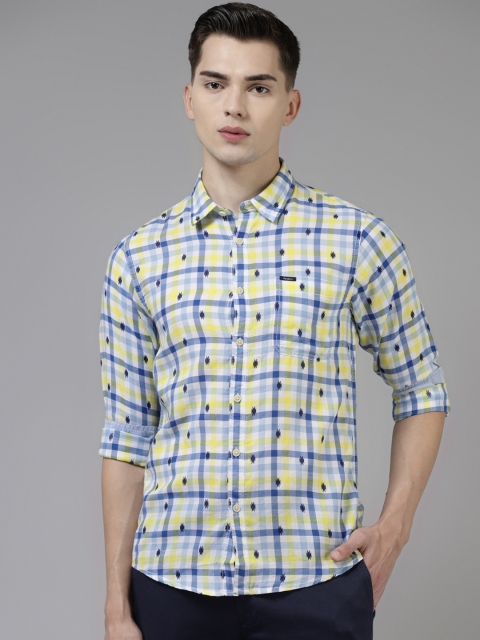 

Pepe Jeans Men Blue Slim Fit Checked Casual Shirt