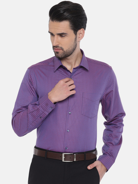 

J Hampstead Men Purple Trim Fit Self Design Formal Shirt