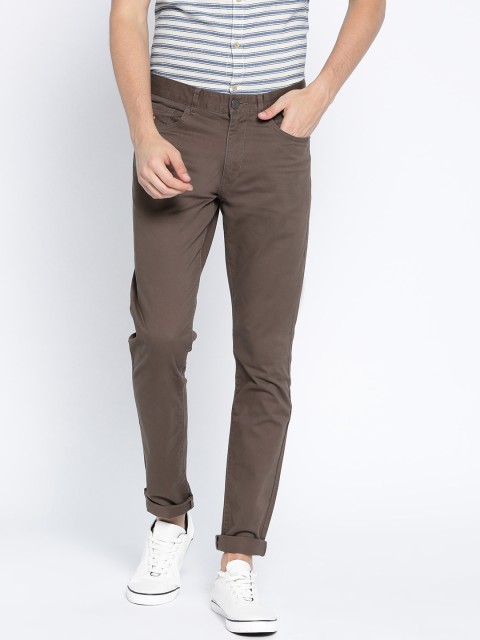 

U.S. Polo Assn. Men Brown Tapered Fit Solid Chinos