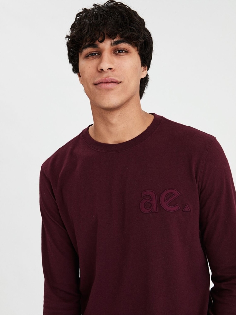 

AMERICAN EAGLE OUTFITTERS Men Maroon Solid Round Neck T-shirt