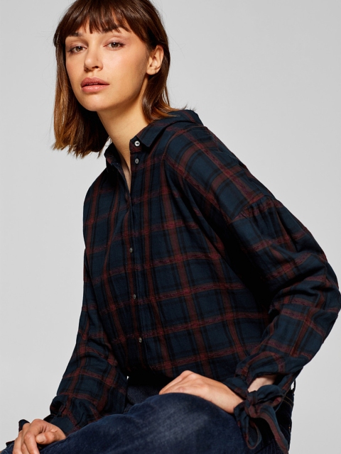 

ESPRIT Women Navy Blue & Brown Regular Fit Checked Casual Shirt