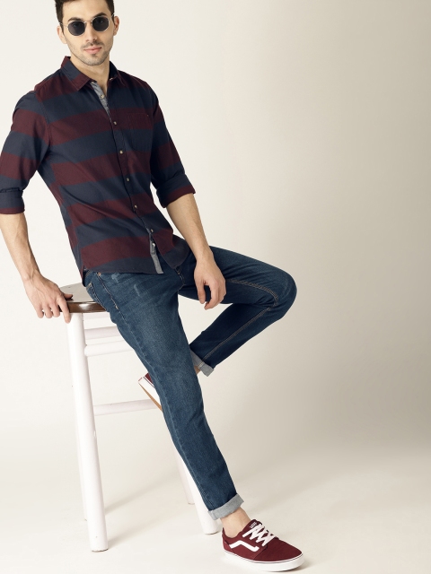 

ESPRIT Men Navy Blue & Maroon Slim Fit Striped Casual Shirt