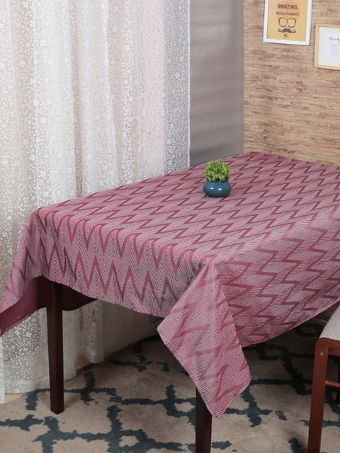 

RANGRAGE Maroon & White Printed Table Cover