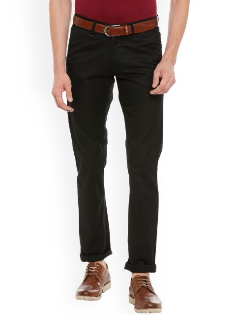 

Van Heusen Sport Men Black Slim Fit Solid Chinos