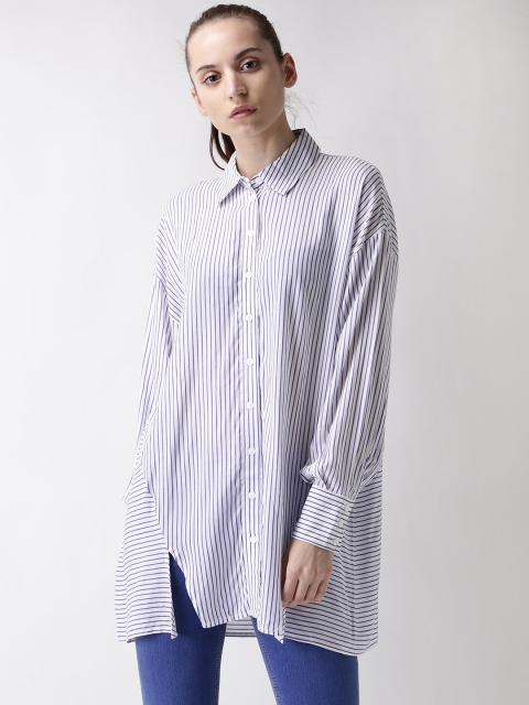 

FOREVER 21 Women White & Blue Regular Fit Striped Longline Casual Shirt