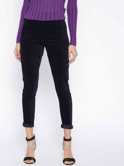 

FOREVER 21 Women Navy Blue Velvet Finish Regular Fit Solid Trousers