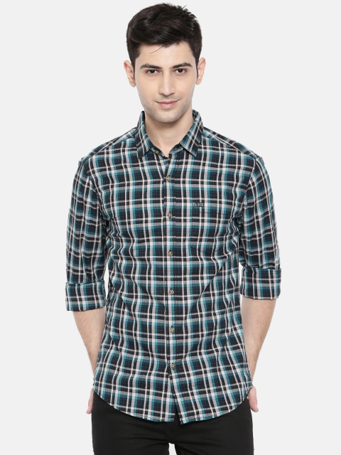 

The Indian Garage Co Men Blue & Off-White Regular Fit Checked Casual Shirt