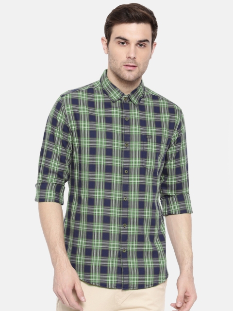 

The Indian Garage Co Men Navy Blue & Olive Green Checked Casual Shirt