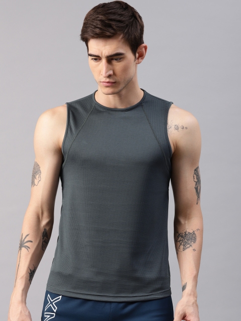 

HRX by Hrithik Roshan Men Grey Solid Rapid-Dry Round Neck T-shirt