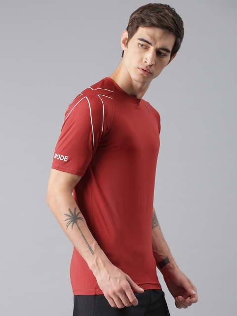 

HRX by Hrithik Roshan Men Red Solid Round Neck Training T-shirt