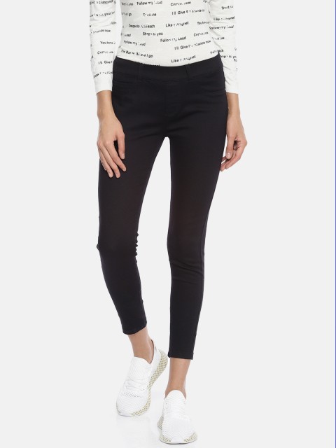 

Jealous 21 Women Black Solid Clean Look Denim Cropped Jeggings