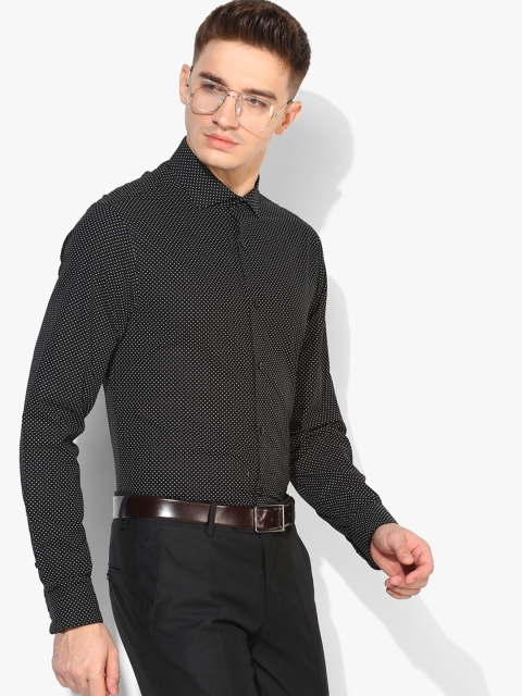

Marks & Spencer Men Black & White Regular Fit Printed Formal Shirt