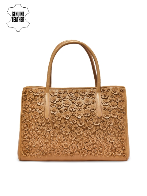 

Eske Tan Textured Leather Handheld Bag