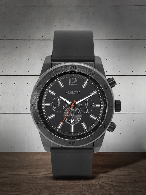 

Roadster Men Black Analogue Watch MFB-PN-WTH-R5675