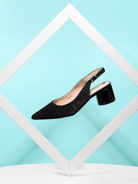 

CORSICA Women Black Solid Sandals