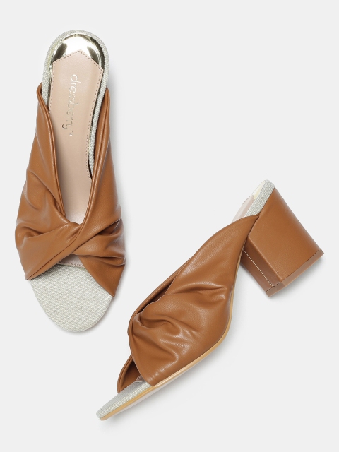 

DressBerry Women Tan Solid Sandals