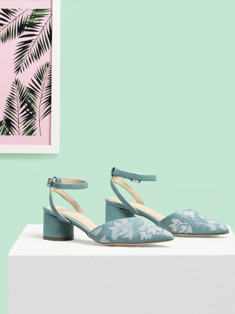 

CORSICA Women Green Printed Pumps