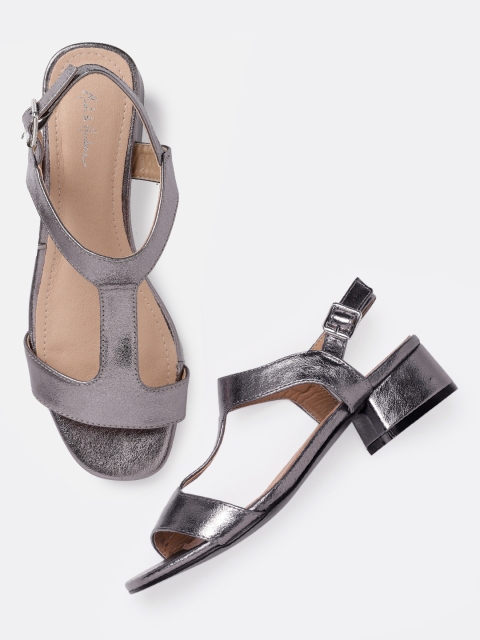 

Mast & Harbour Women Grey Solid Heels