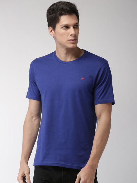 

Celio Men Navy Blue Solid Round Neck T-shirt