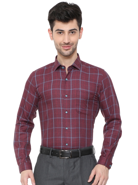 

Peter England Men Maroon & Blue Slim Fit Checked Formal Shirt