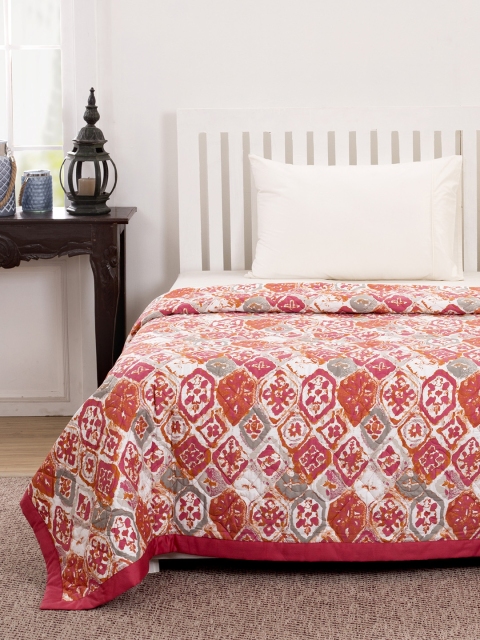 

MASPAR Red Abstract AC Room 120 GSM Single Bed Quilt