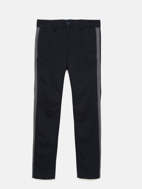 

United Colors of Benetton Boys Black Regular Fit Solid Regular Trousers