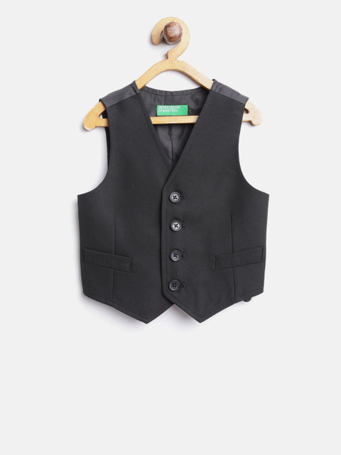 

United Colors of Benetton Boys Black Solid Waistcoat