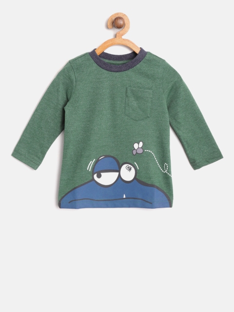 

United Colors of Benetton Boys Green Solid Round Neck T-shirt with Printed Detail