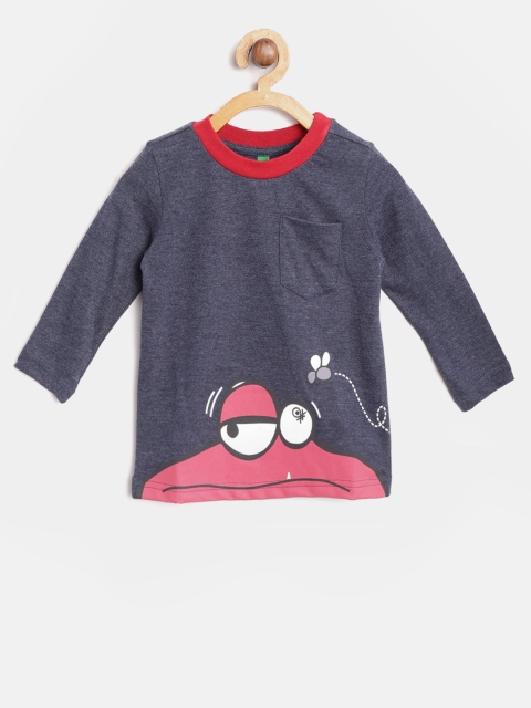 

United Colors of Benetton Boys Navy Blue Solid Round Neck T-shirt with Printed Detail