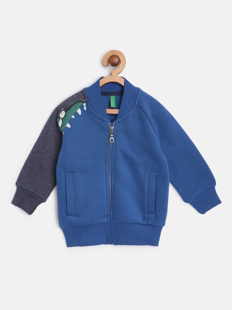 

United Colors of Benetton Boys Blue Solid Sweatshirt with Applique Detail
