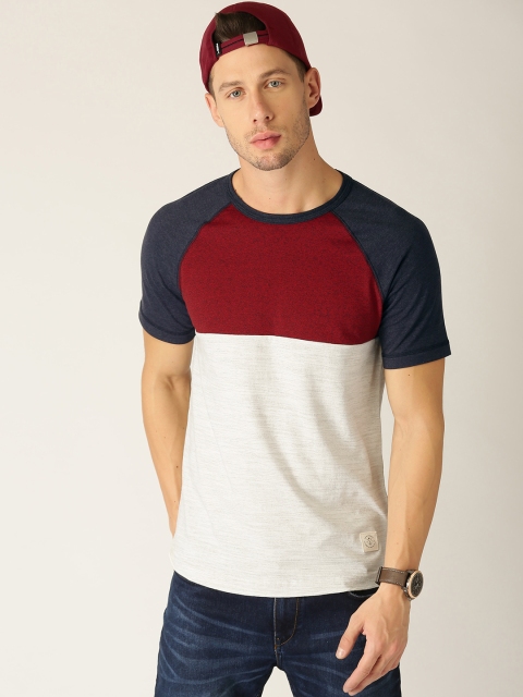 

United Colors of Benetton Men Grey Melange & Red Colourblocked T-shirt